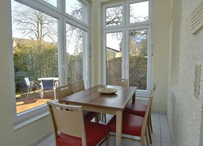 4 Rosenbogen - Familienwohnung Mit Wintergarten Und Terrasse *