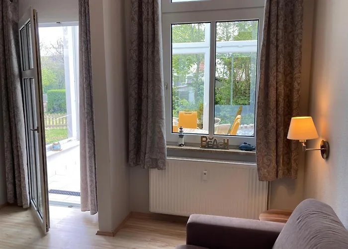 4 Rosenbogen - Familienwohnung Mit Wintergarten Und Terrasse Wangerooge